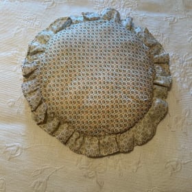 Throw pillow by Clara item
