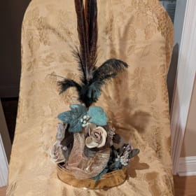 Eye-Catching Centerpiece item