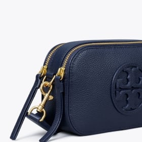 Chic and Functional Crossbody item