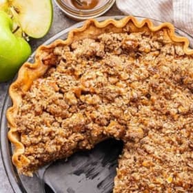 Caramel Apple Crumble Pie item