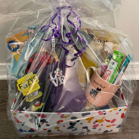 Gift basket from Farm to Paw item