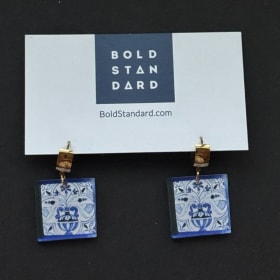 Bold Standard Earring Bundle 1 item