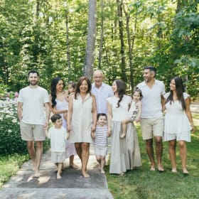 A Mini Portrait Session with The Robins Nest item