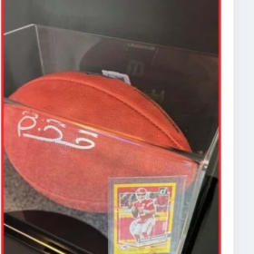 Patrick Mahomes Ball - Parks item