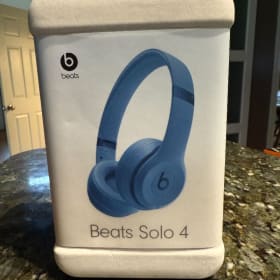Beats Solo 4 Headphones item