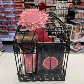 Bath and Body Gift Set item