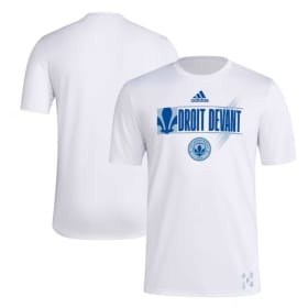 Deux billets et un chandail du CF Montréal item