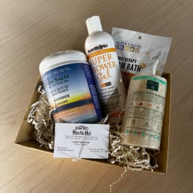 Health Hut Gift Box item