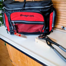Snapon 10" Adj Pliers & Cooler Bag item