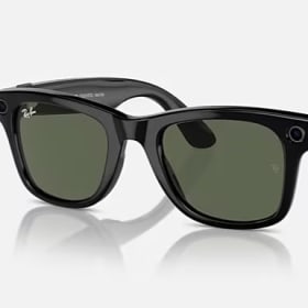 Ray-Ban Meta Wayfarer Sunglasses item