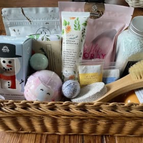 Bath Basket item