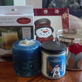 Holiday Spirit Basket item