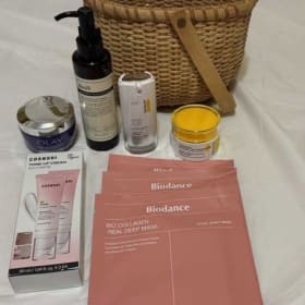 6 Pawsitively Radiant 5 item