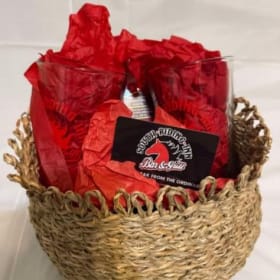 20 South Riding Inn Basket item