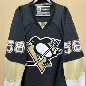 Signed Kris Letang Jersey item
