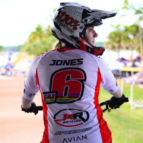 Avery Jones Jersey item