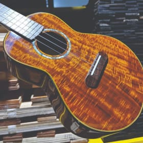 Kahiko Acacia Concert Ukulele item