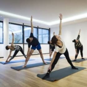 Cour de Yoga item
