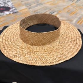 Piko'ole Papale item