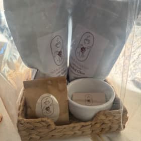 Nook and Cranny Gift Basket donated by Debbie Prichard item