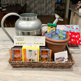 Gardeners Starter Kit! item