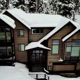 Luxurious North Lake Tahoe Getaway for 10 item