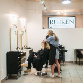 Certificat-cadeau - Centre de beauté Confidence item