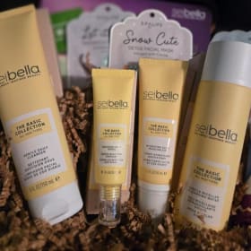 Item #35 Melaleuca Sei Bella Basket item