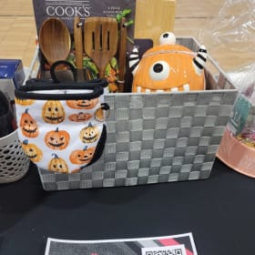 Halloween kitchen basket yeah item