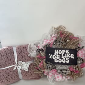🐾 Handmade Wreath & Cozy Afghan Duo item