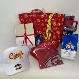 ❤️💛 Vera Bradley Chiefs Fan Tote Package item