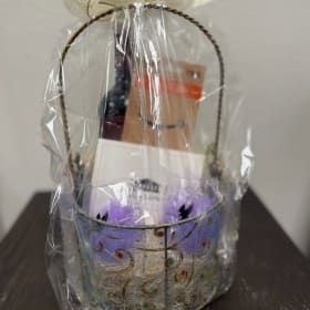 Item 10 - Wine Basket item