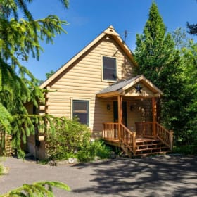 Four Nights at Lake House in the Hudson Valley item