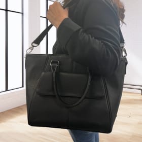 Thirty-One Gifts Diamond District Purse item