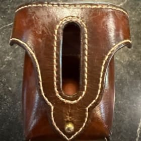 Borquist Hood Case Female Golden item
