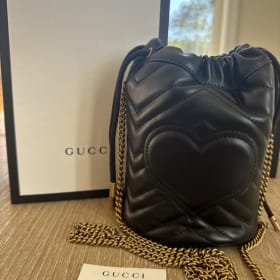 Authentic New Gucci Bucketbag item