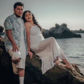 1-HR Family Photo Session item