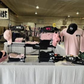 T-shirt (Small) - Pink item