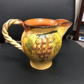 Item 25 - Pottery Pieces item