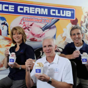 Restaurants: Americana Dining item