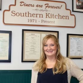 Restaurants: Americana Dining item