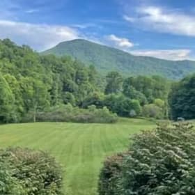 High Country Heaven at Altamont Lodge - Linville Falls item