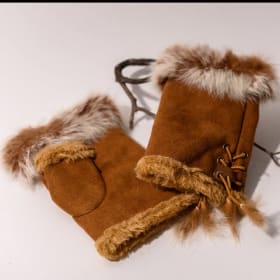 Fur Trimmed Fingerless Gloves item