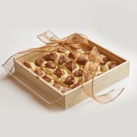 Signature Cookie Box item