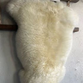 Sheepskin item