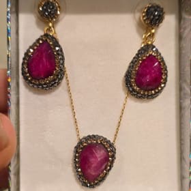 Swarovski crystal & Ruby earrings and necklace set item
