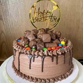 Unique Custom Cake or Cupcakes item