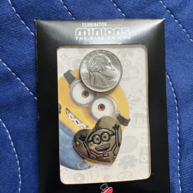 MINIONS PIN NEW UNUSED RISE OF GRU item