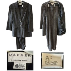 Jaeger Pure New Wool Pant Suit - UK 14/US 12 item