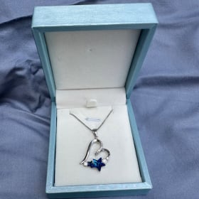 Praelinos Necklace item